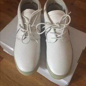 Men’s leather sneakers Size 9 New